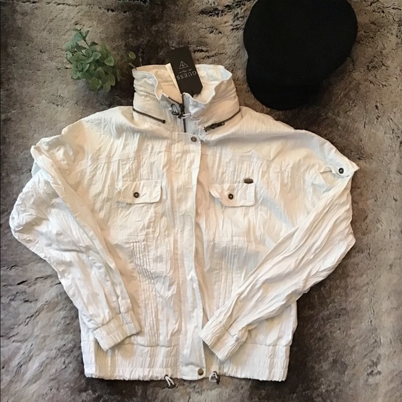 Guess Jackets & Blazers - NWT - Guess bomber style jacket